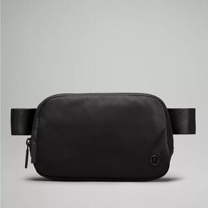 lululemon belt bag ⭐️